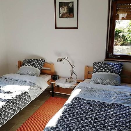 Apartamento Zrm Center Idrija Exterior foto