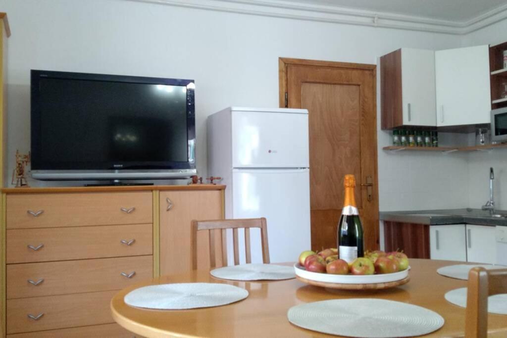 Apartamento Zrm Center Idrija Exterior foto